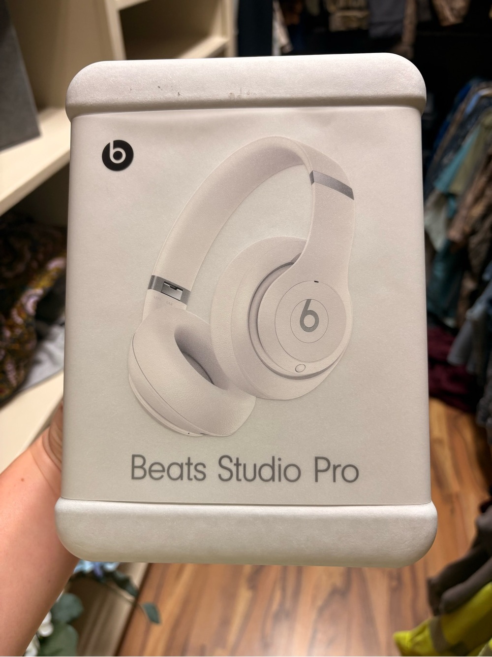 Beats by Dre Beats Studio Pro Over-Ear Headphones - White
